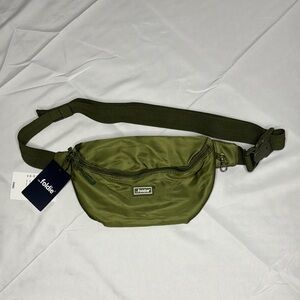 The Foldie Crossbody in Olive Green brand new